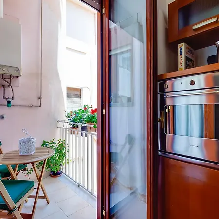 Apartment Gradoni - Panoramic Flat On The Steps By Napoliapartments