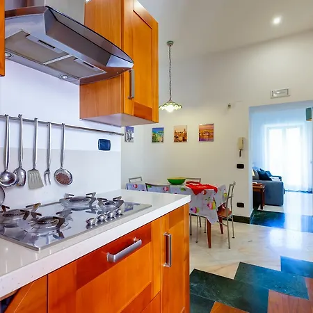 Apartment Gradoni - Panoramic Flat On The Steps By Napoliapartments